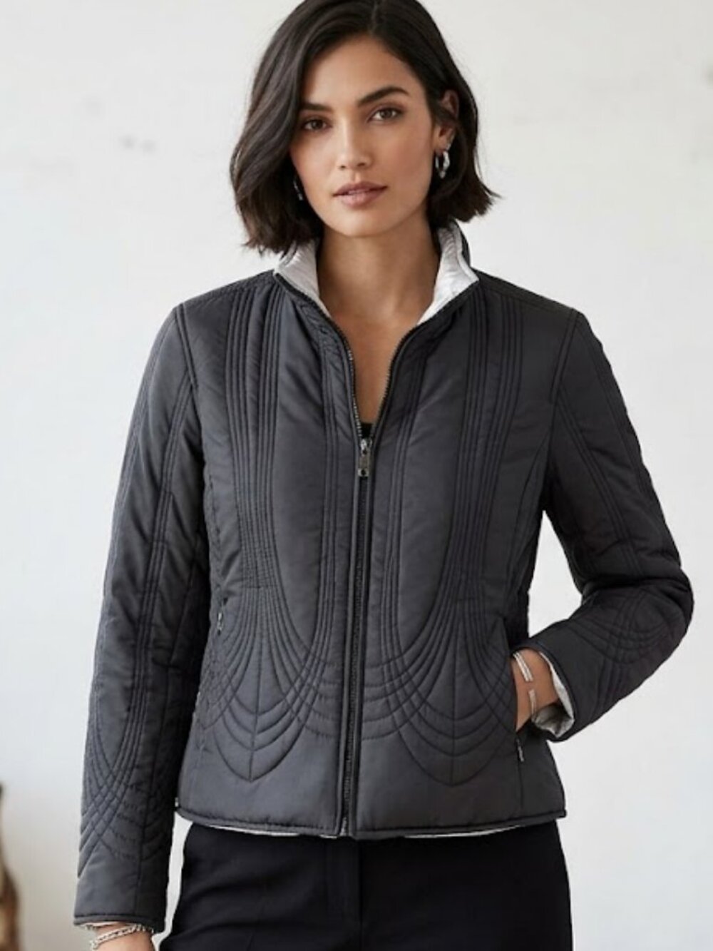 White House Black Market Puffer Jacket Medium Outer Shell Silk With Poly Lining